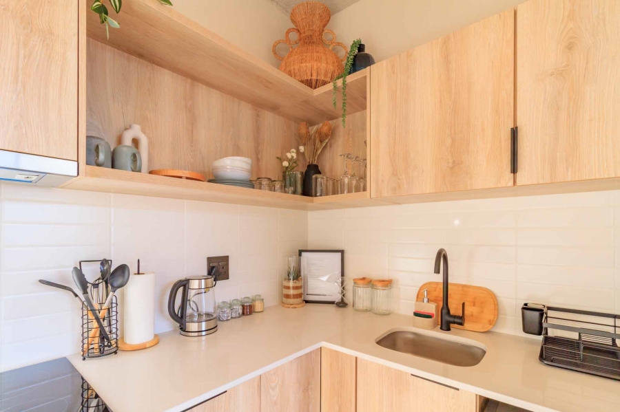 To Let 0 Bedroom Property for Rent in Gardens Western Cape